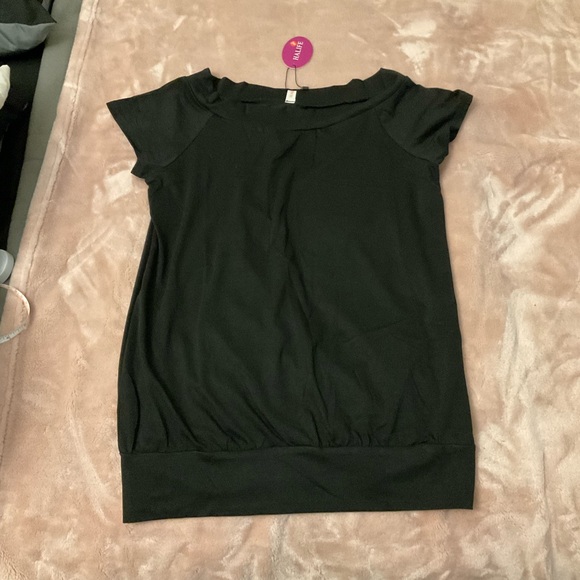 LuLaRoe Tops - Women's Black Top